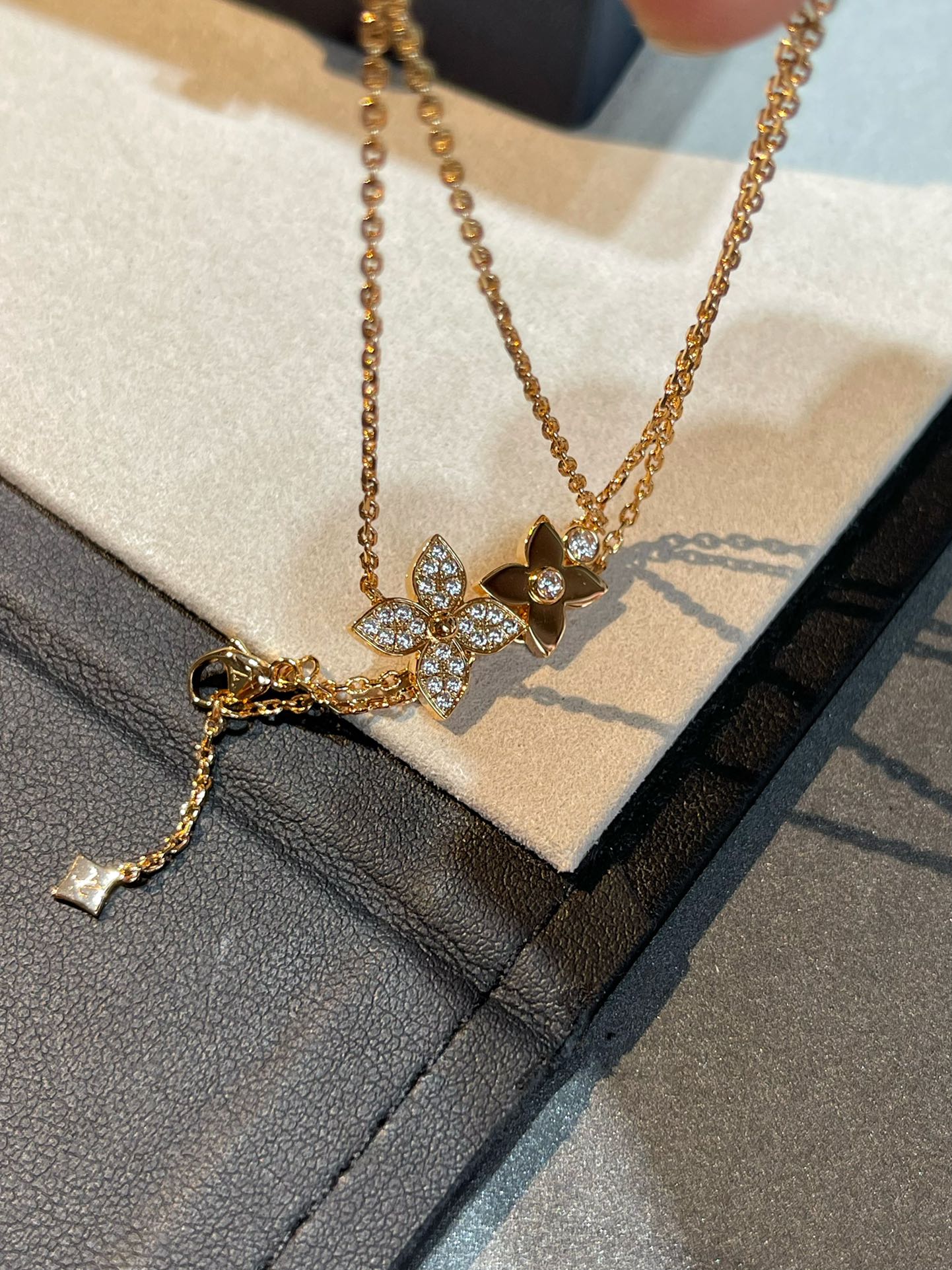[Imperial] STAR BLOSSOM NECKLACE PINK GOLD DIAMONDS