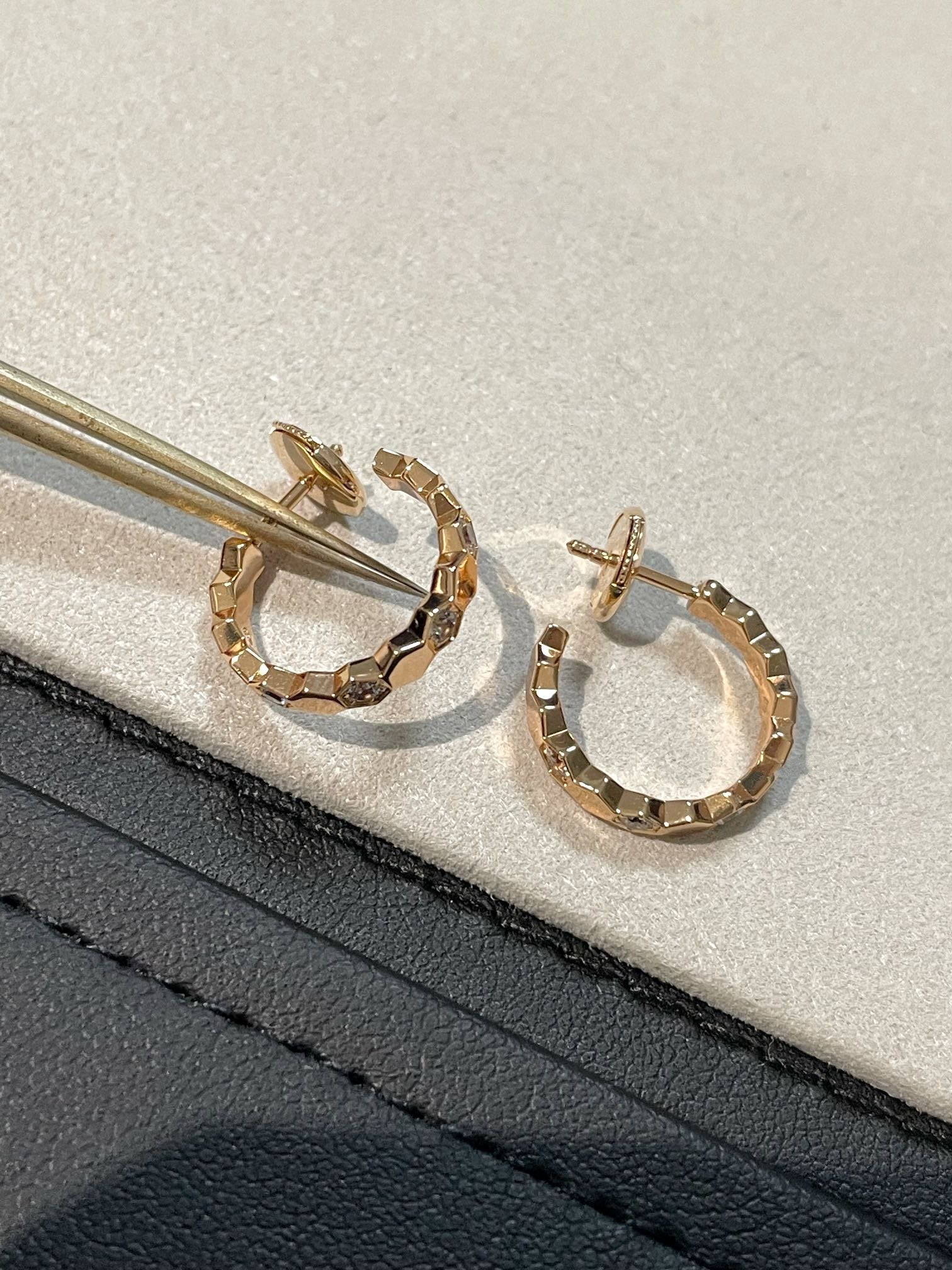 [Imperial] BEE LOVE Earrings GOLD DIAMOND