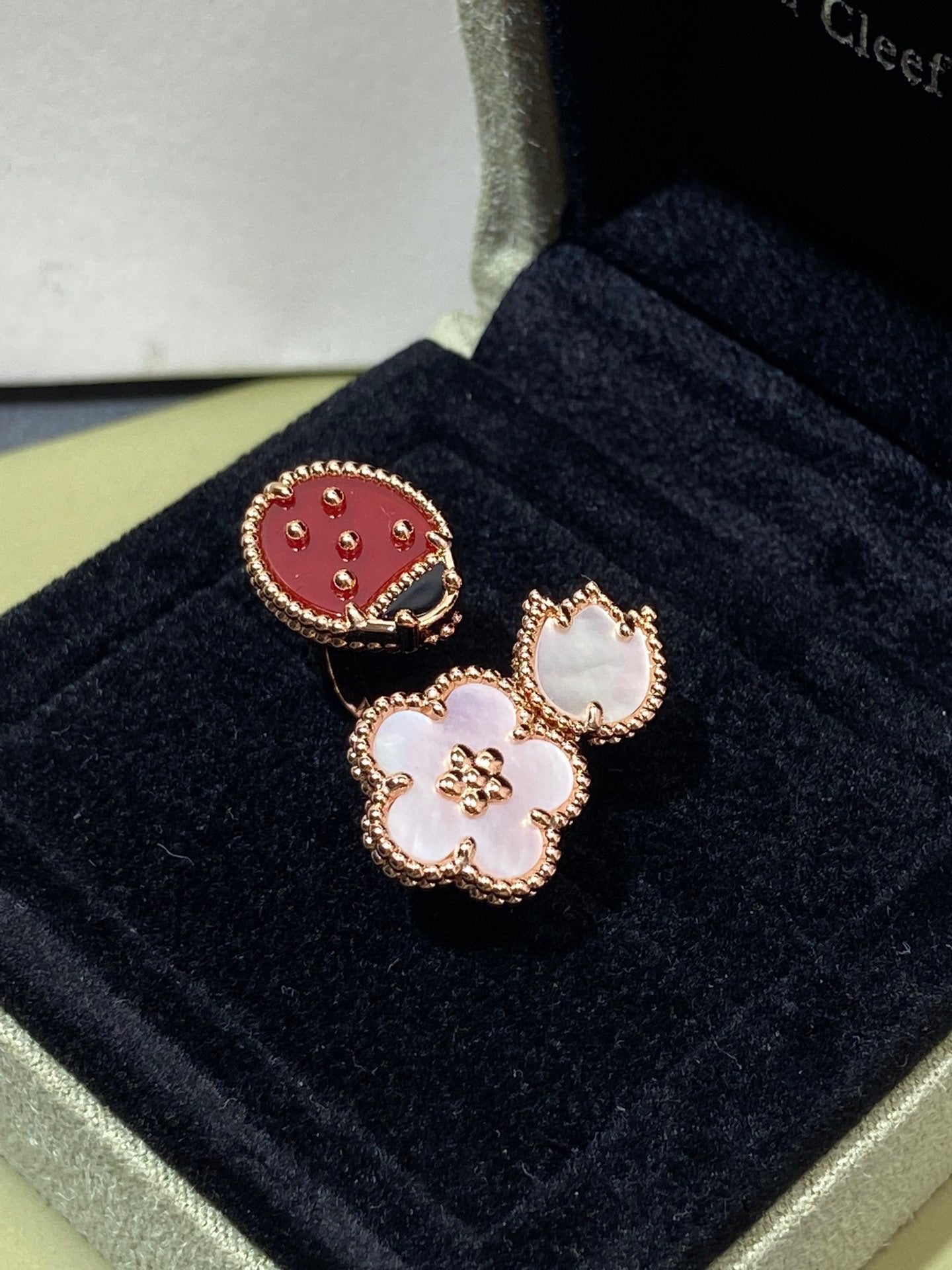 [Imperial] LUCKY 3 MOTIF ROSE GOLD RING