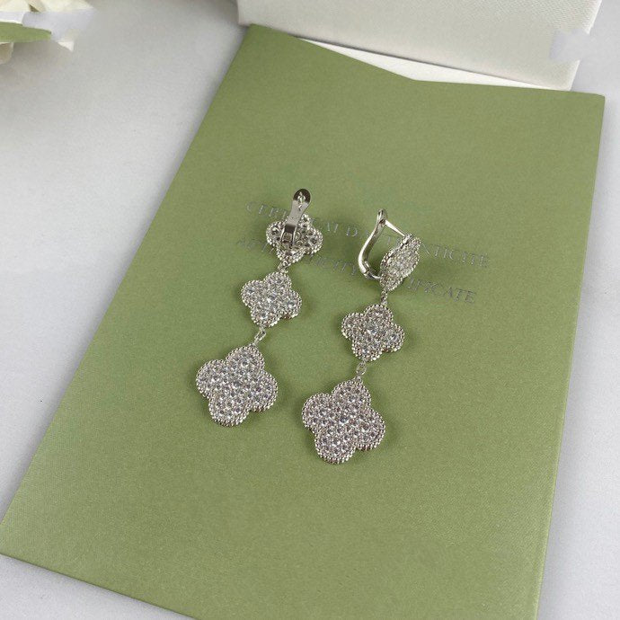 [Imperial] CLOVER 3 MOTIF DIAMOND SILVER DROP EARRINGS