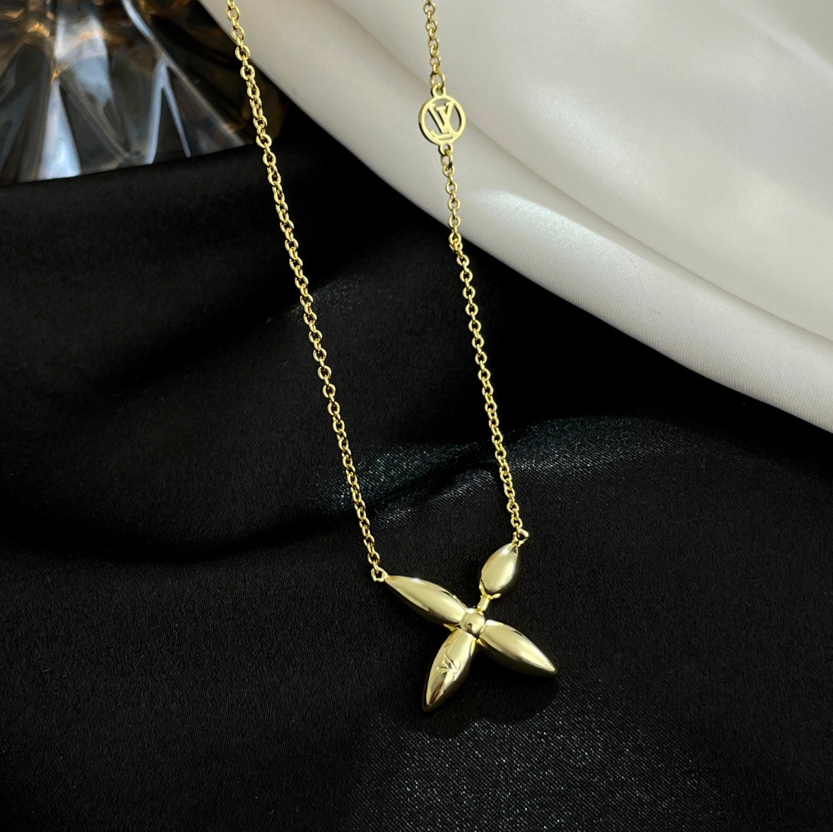[Imperial] LOUISETTE GOLD NECKLACE