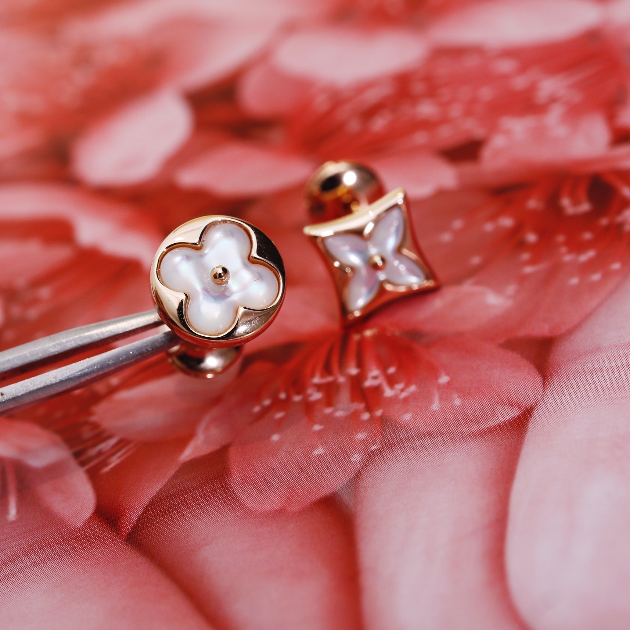 [Imperial] STAR AND SUN PINK GOLD MOP STUD EARRINGS