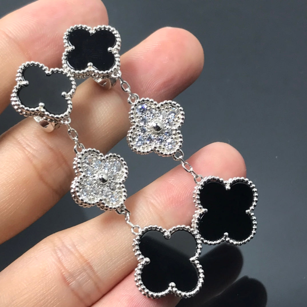 [Imperial] CLOVER 3 MOTIF DIAMOND ONYX SILVER EARRINGS