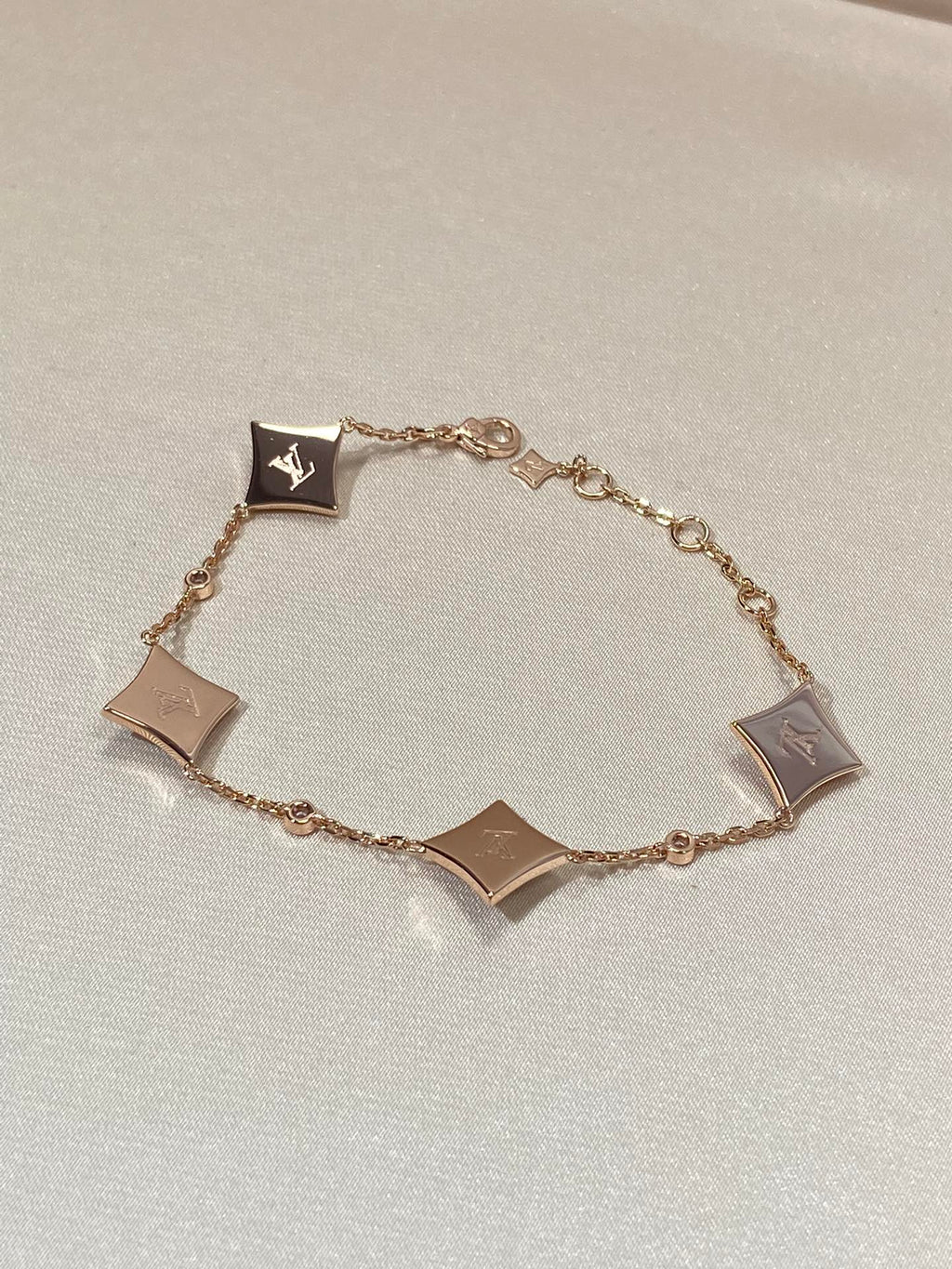 [Imperial] STAR 4 MOTIF MOP DIAMOND PINK GOLD BRACELET
