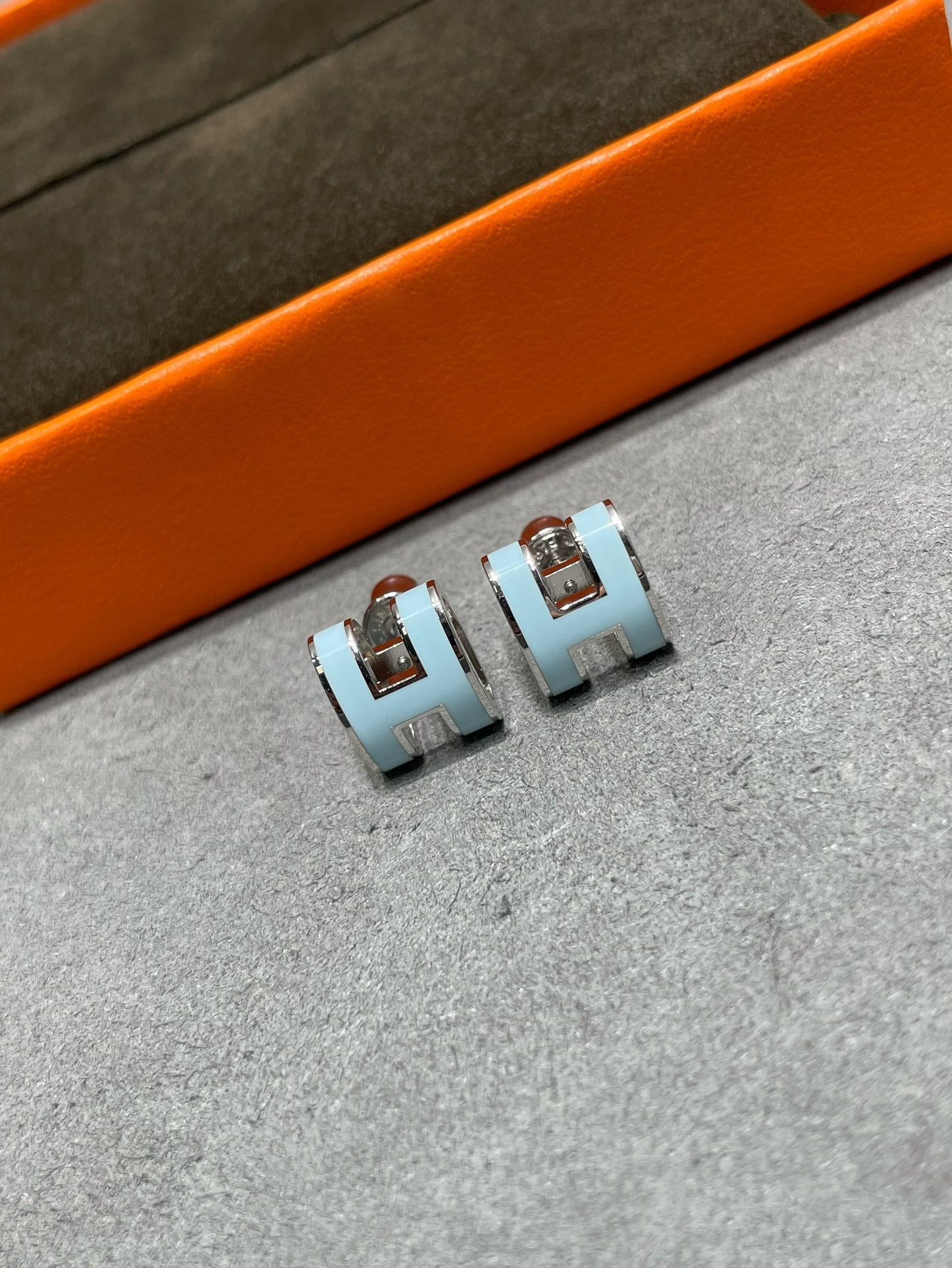 [Imperial] POP H SKY BLUE STUD EARRINGS