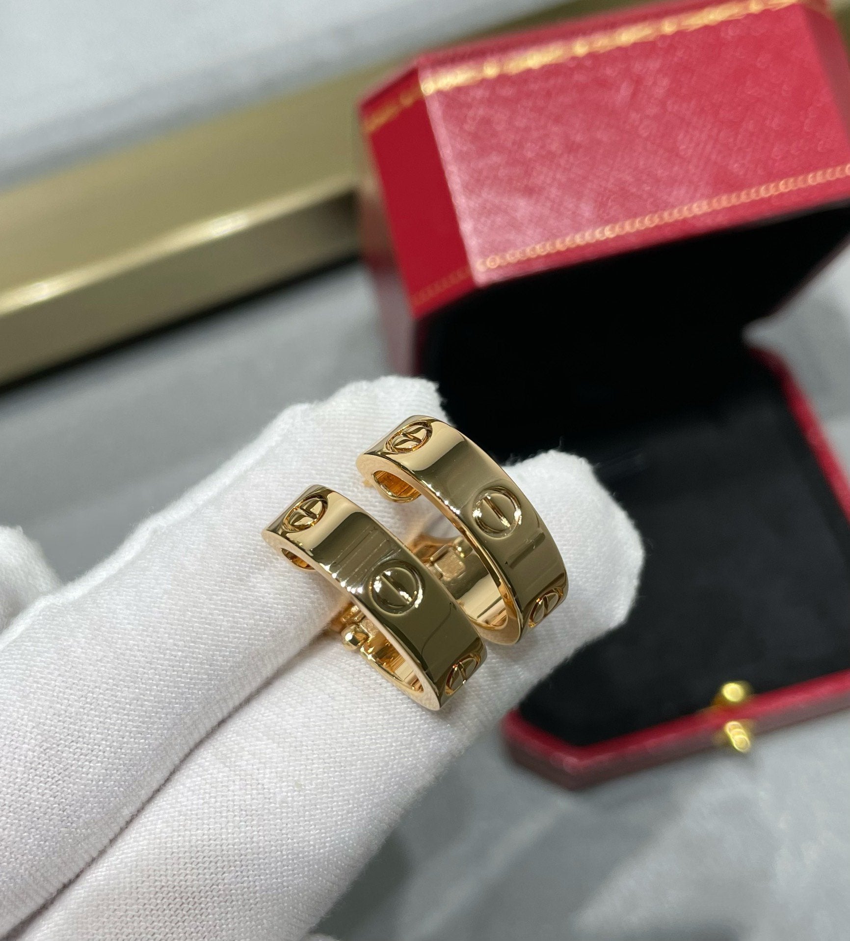 [Imperial] LOVE 5.5MM EARRINGS