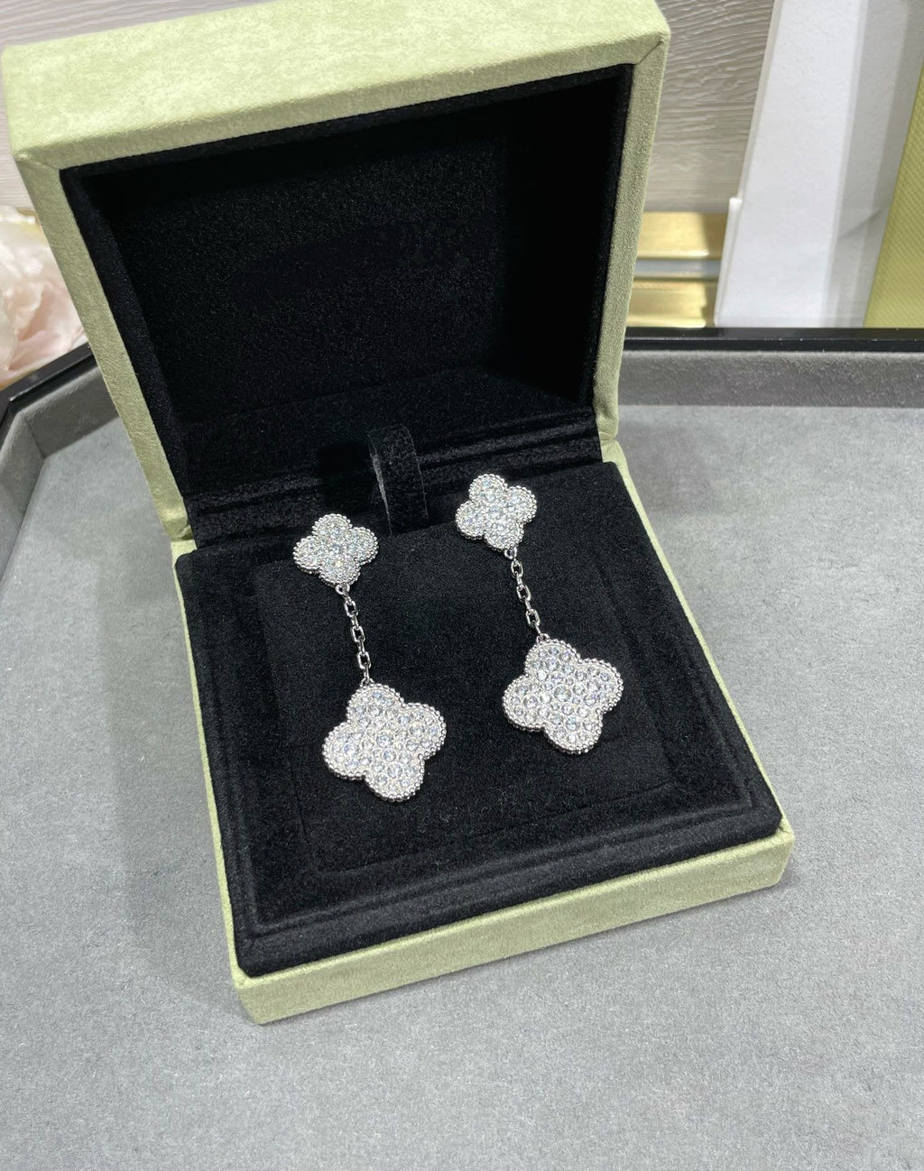 [Imperial] CLOVER 2 MOTIFS DIAMOND PAVED SILVER EARRINGS