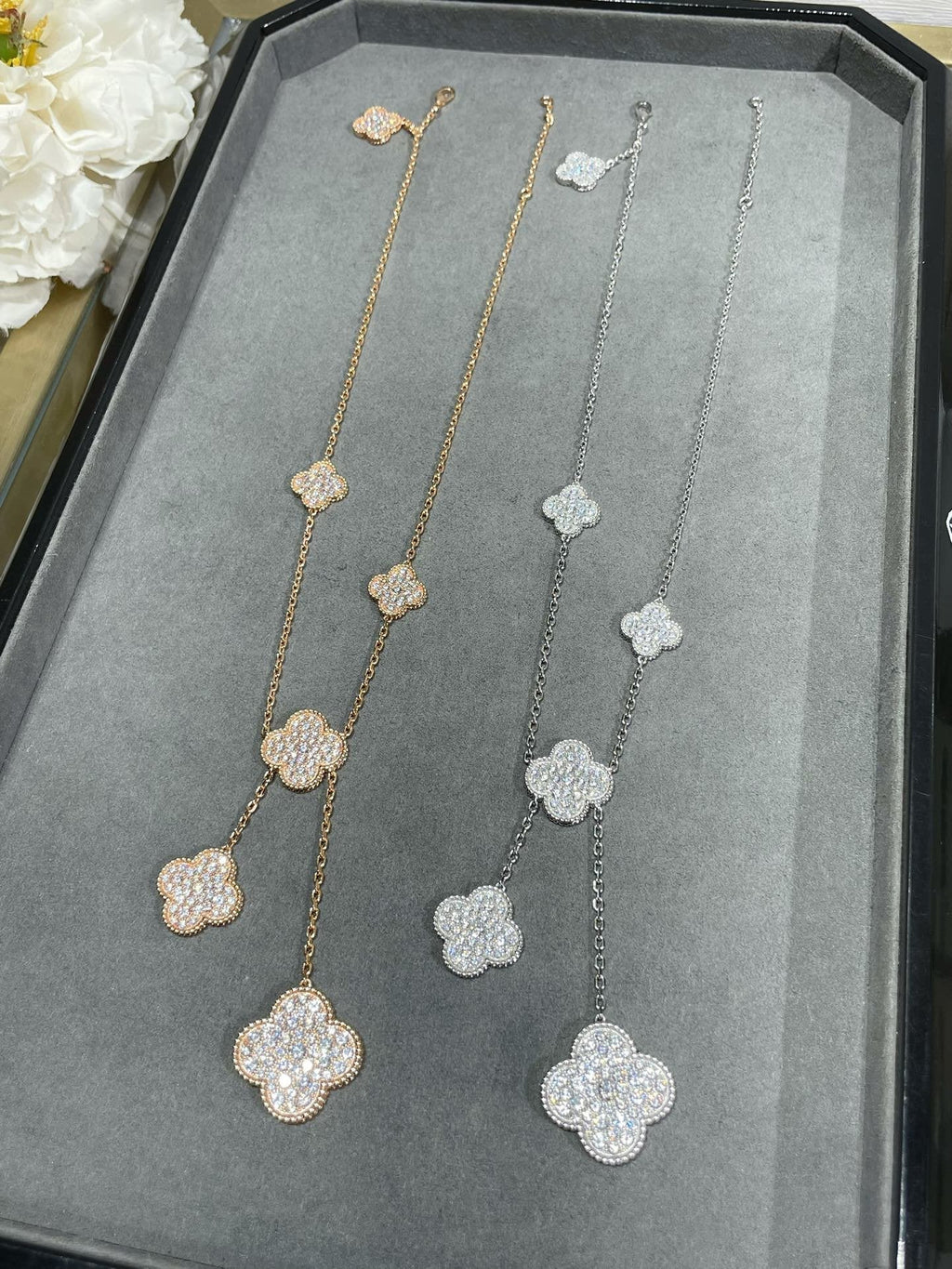 [Imperial] CLOVER 6 MOTIF DIAMOND PAVED NECKLACE