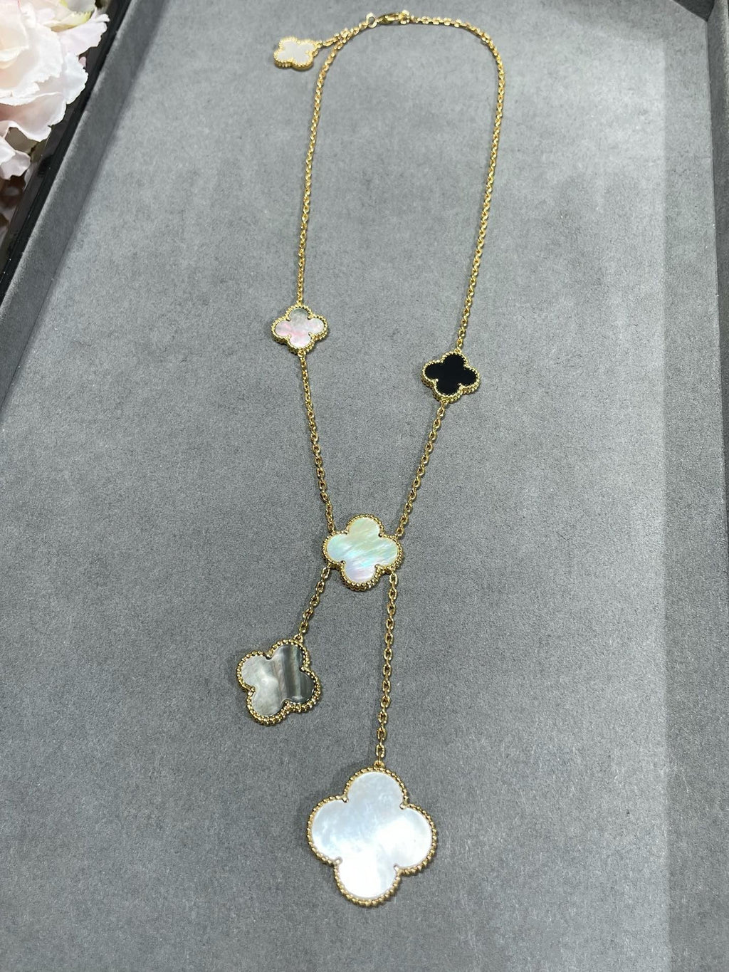 [Imperial] CLOVER 6 MOTIF MOP ONYX GOLD NECKLACE