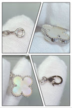 [Imperial] CLOVER 5 MOTIF WHITE MOP SILVER BRACELET