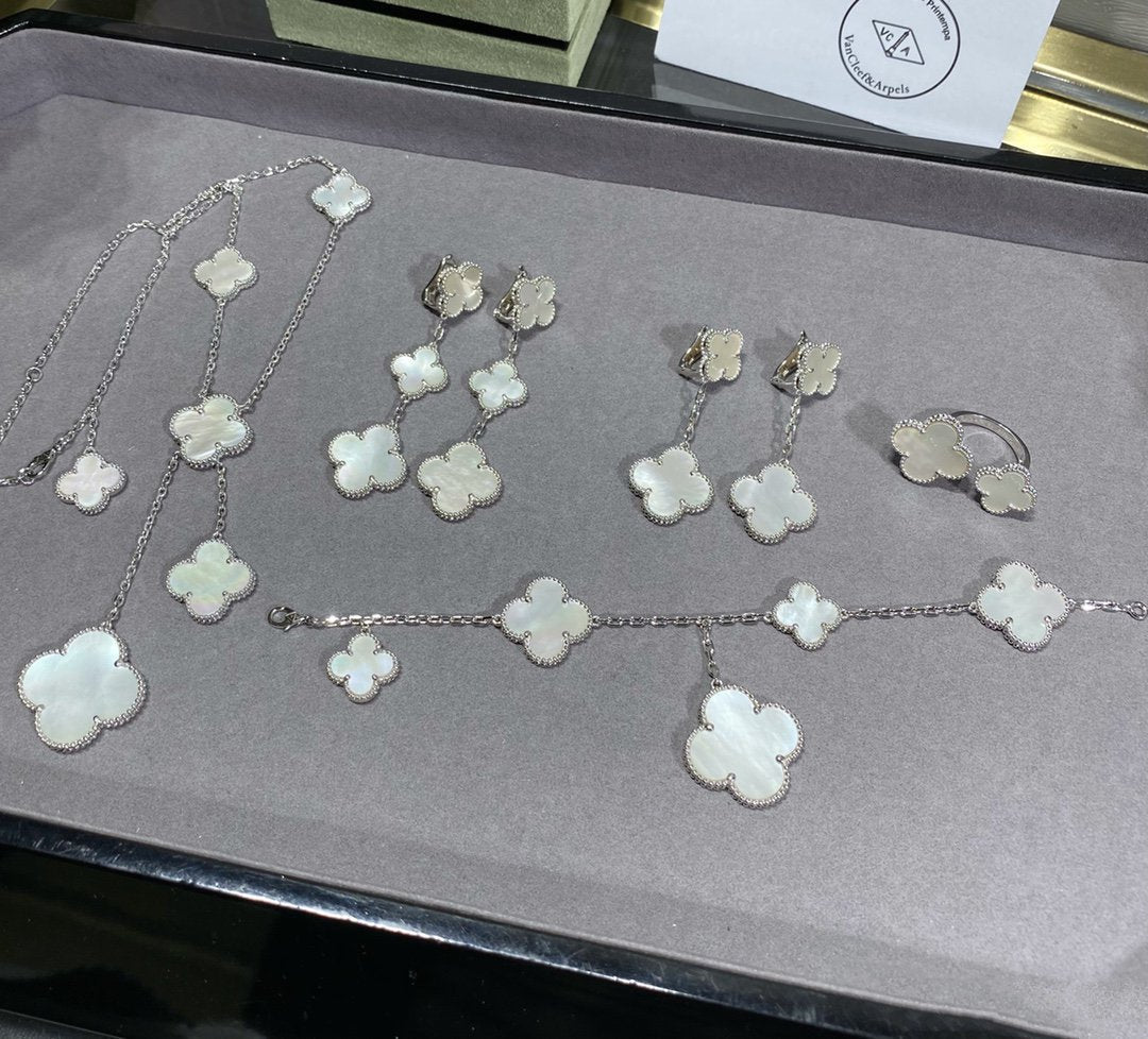 [Imperial] CLOVER 5 MOTIF WHITE MOP SILVER BRACELET