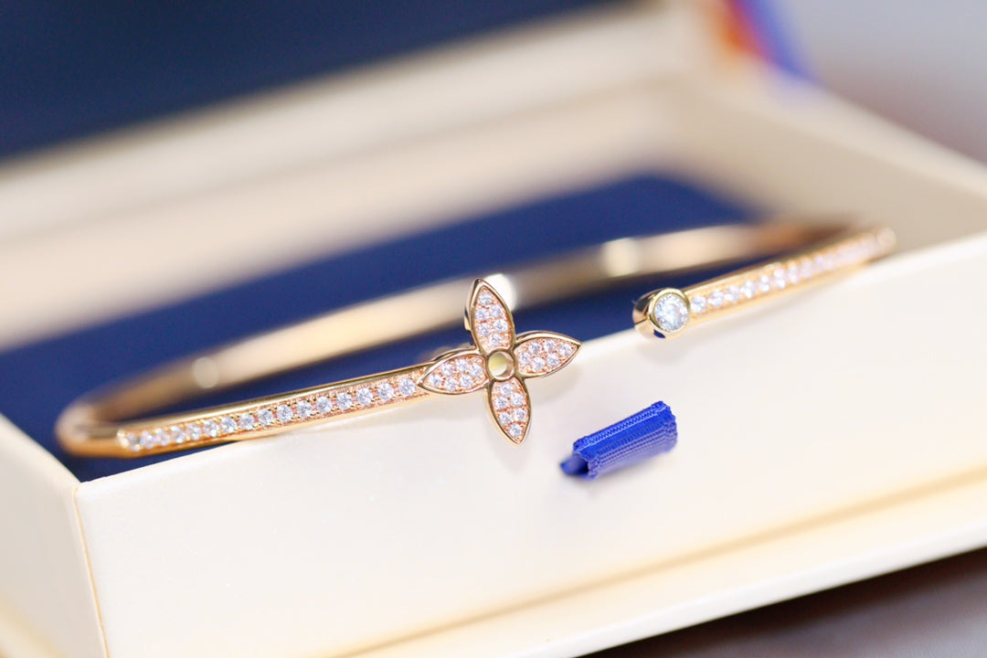 [Imperial] IDYLLE PINK GOLD OPEN BRACELET DIAMOND PAVED
