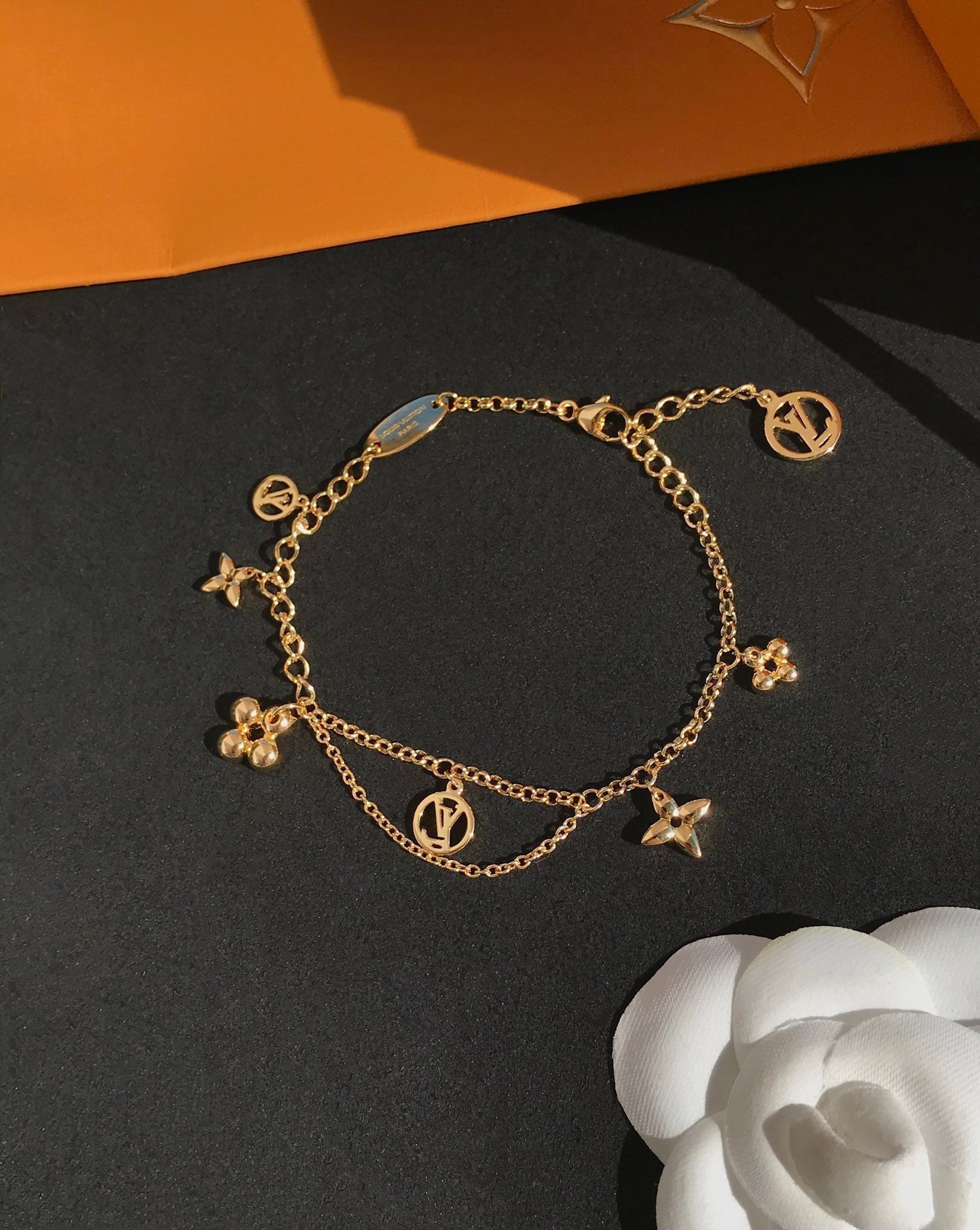 [Imperial] BLOOMING PINK GOLD MOP BRACELET