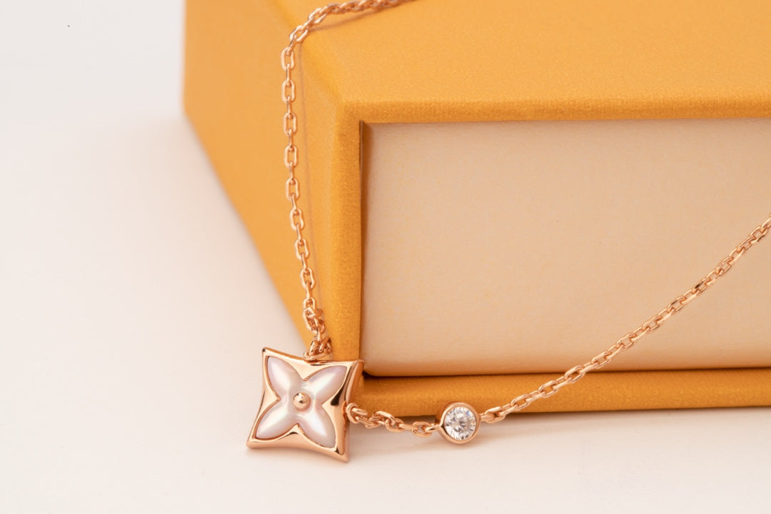 [Imperial] STAR PINK MOP 1 DIAMOND PINK GOLD NECKLACE