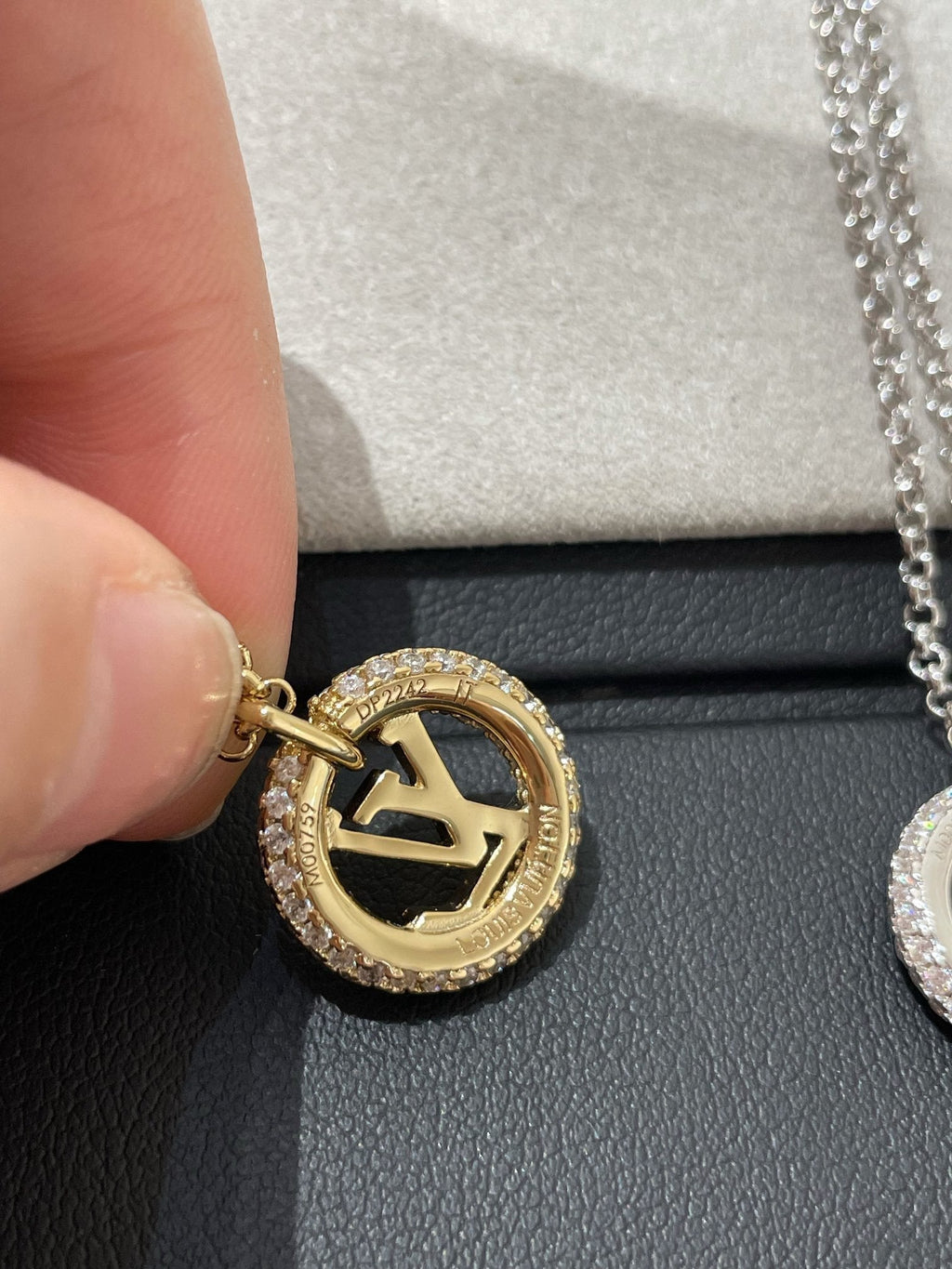 [Imperial] BY NIGHT DIAMOND PAVED NECKLACE