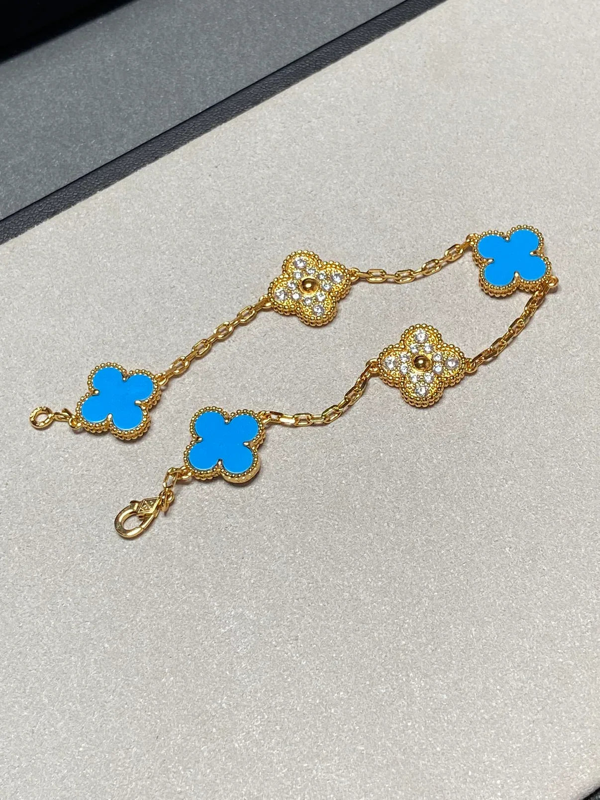[Imperial]New CLOVER 5 MOTIF BLUE AGATE BRACELET COLLECTION