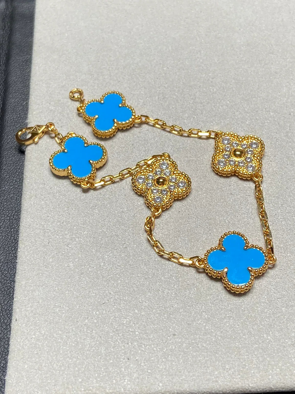 [Imperial]New CLOVER 5 MOTIF BLUE AGATE BRACELET COLLECTION