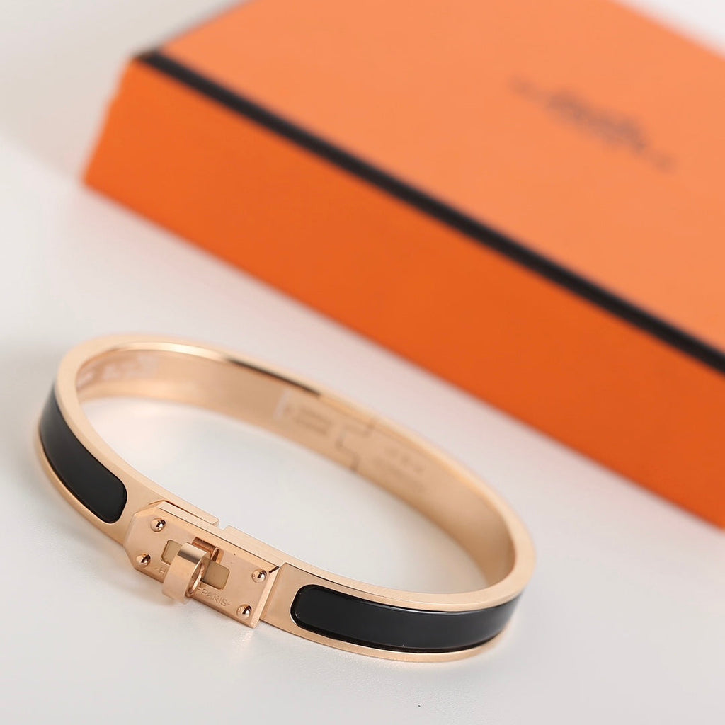 [Imperial] HM KELLY BLACK BRACELET