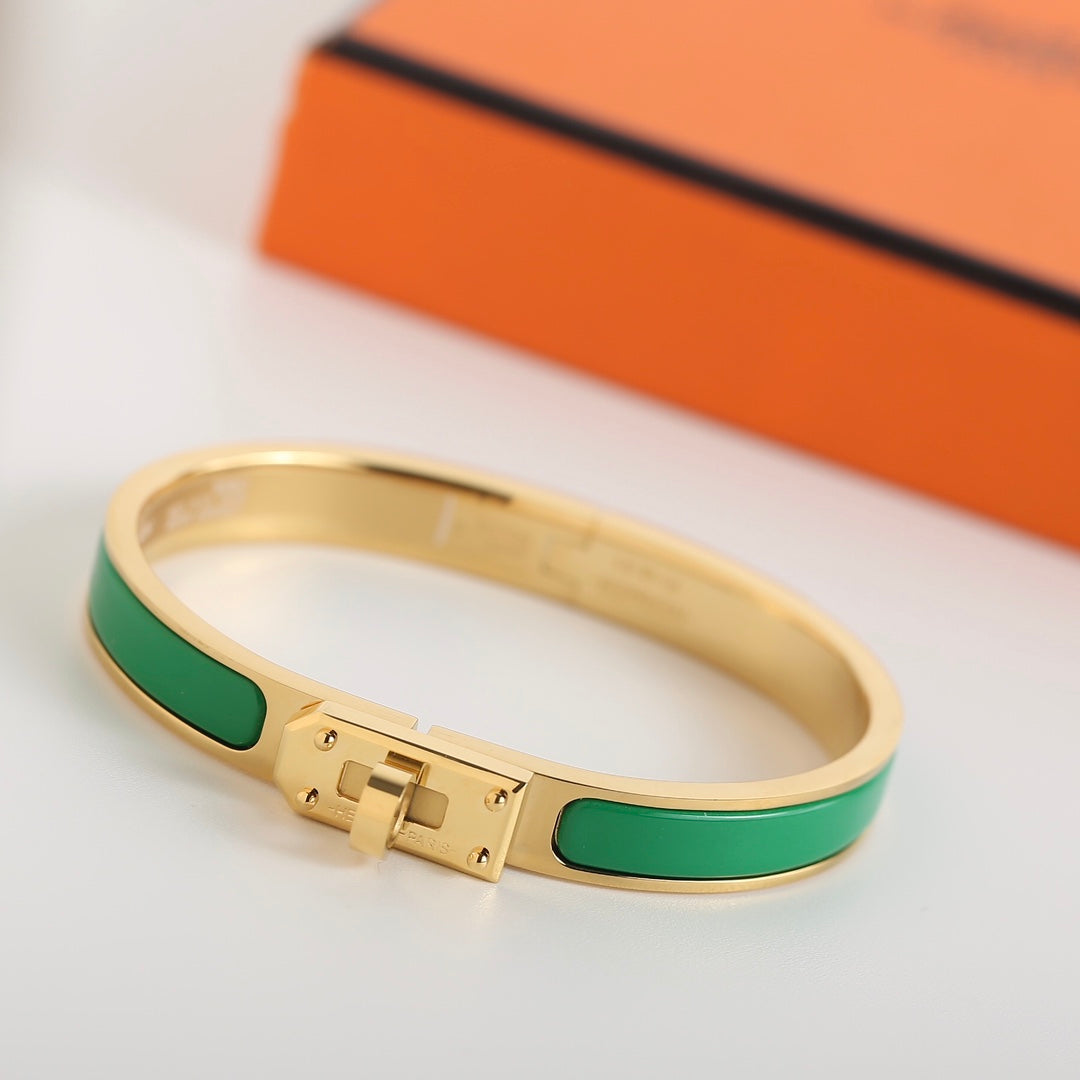 [Imperial] HM KELLY GREEN BRACELET