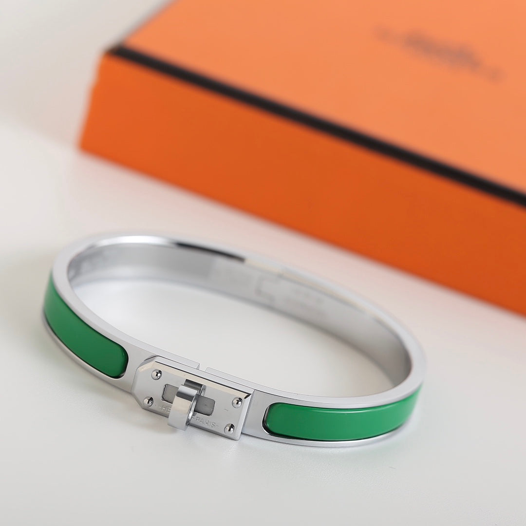 [Imperial] HM KELLY GREEN BRACELET
