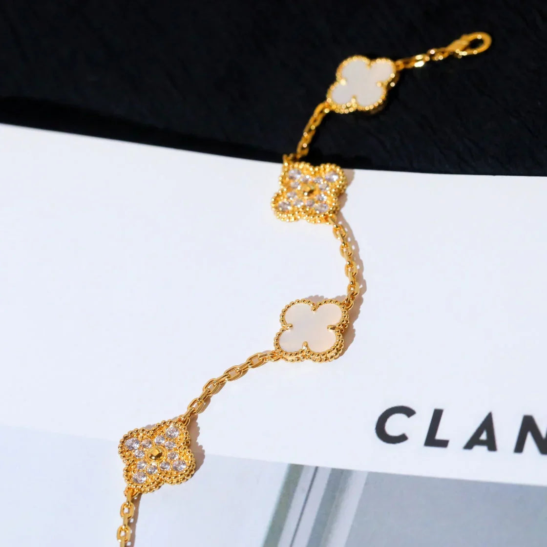 [Imperial]New CLOVER WHITE PEARL MOP 5 MOTIF BRACELET COLLECTION