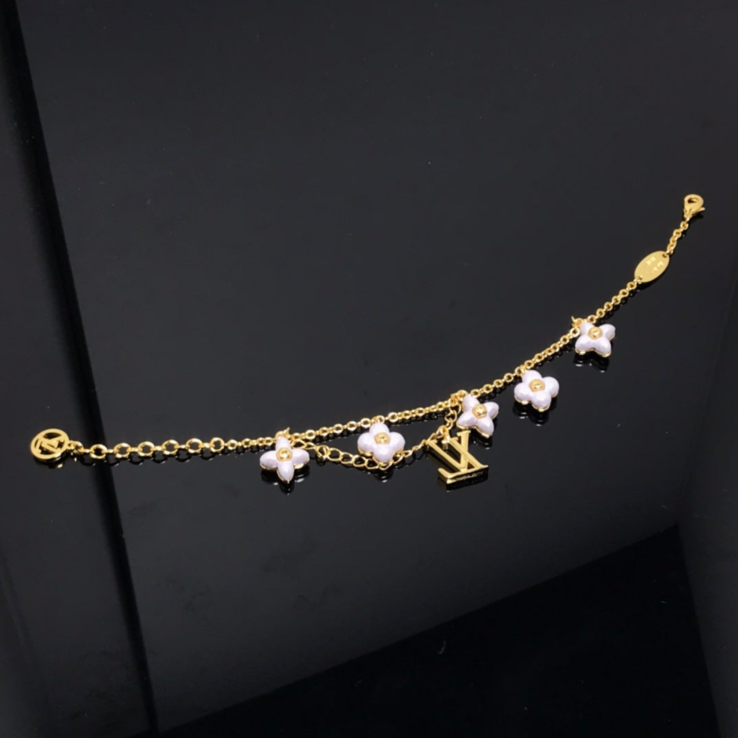 [Imperial] LOGO 6 MOTIF STAR AND SUN GOLD BRACELET