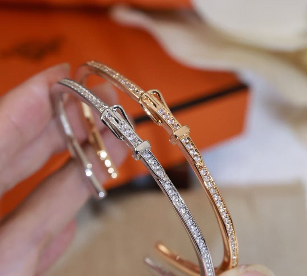 [Imperial] DIAMOND-ENCRUSTED BRACELET THREE COLORS