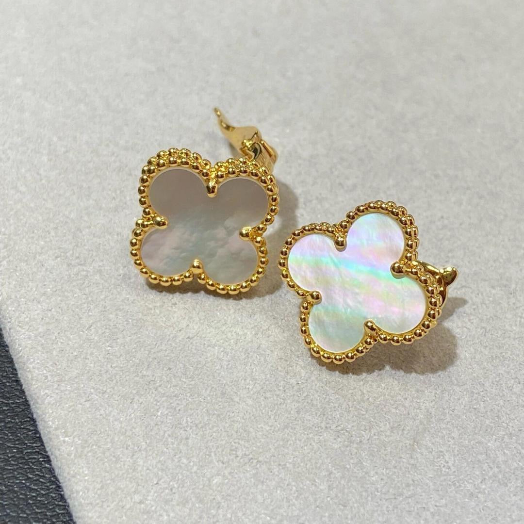 [Imperial] CLOVER LARGE (20mm) 1 MOTIFS WHITE MOP STUD EARRINGS