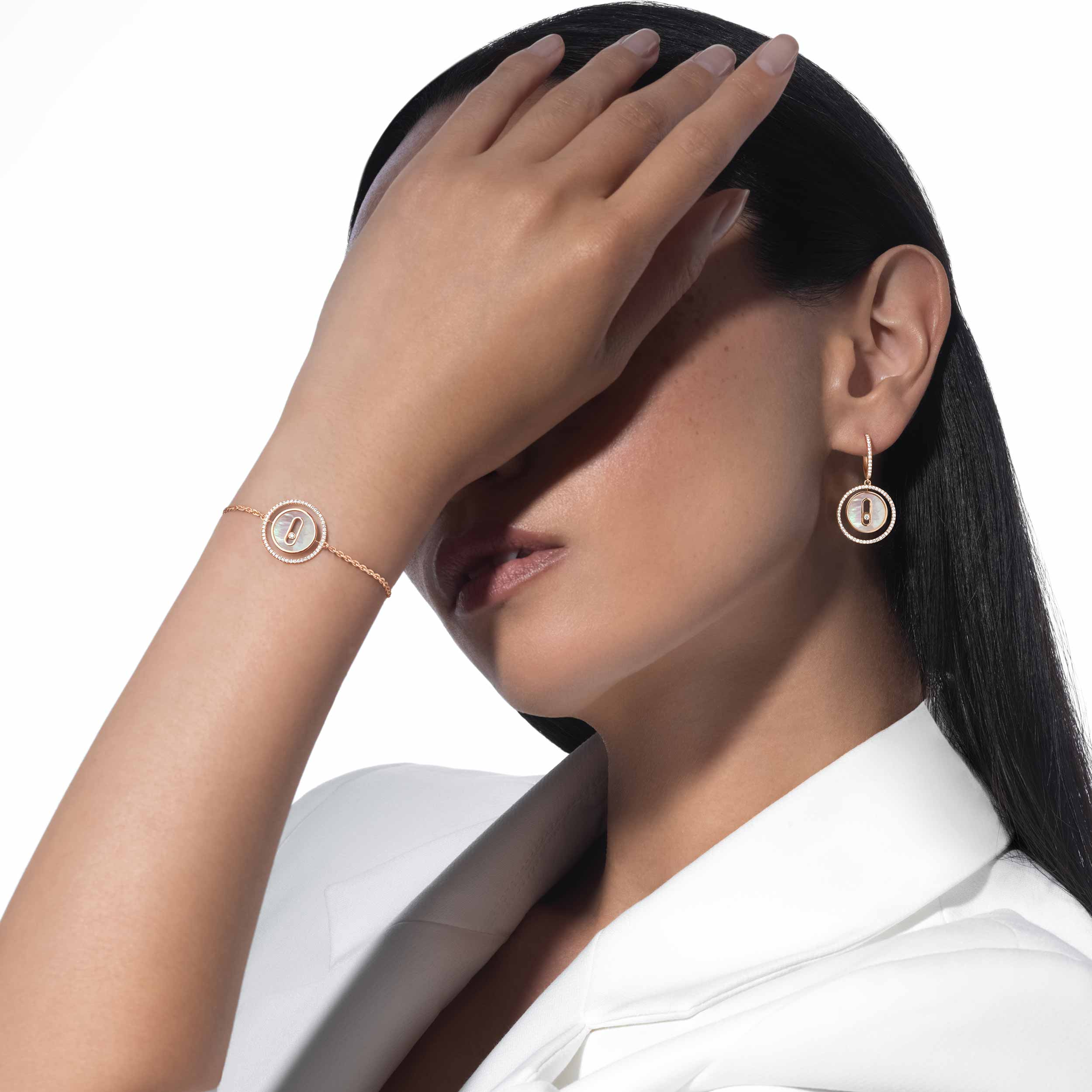 [Imperial] LUCKY MOVE WHITE MOTHER OF PEARL PINK GOLD DIAMOND BRACELET