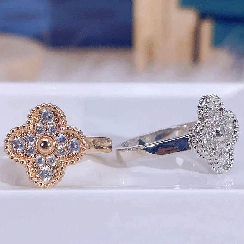 [Imperial] CLOVER DIAMOND RING