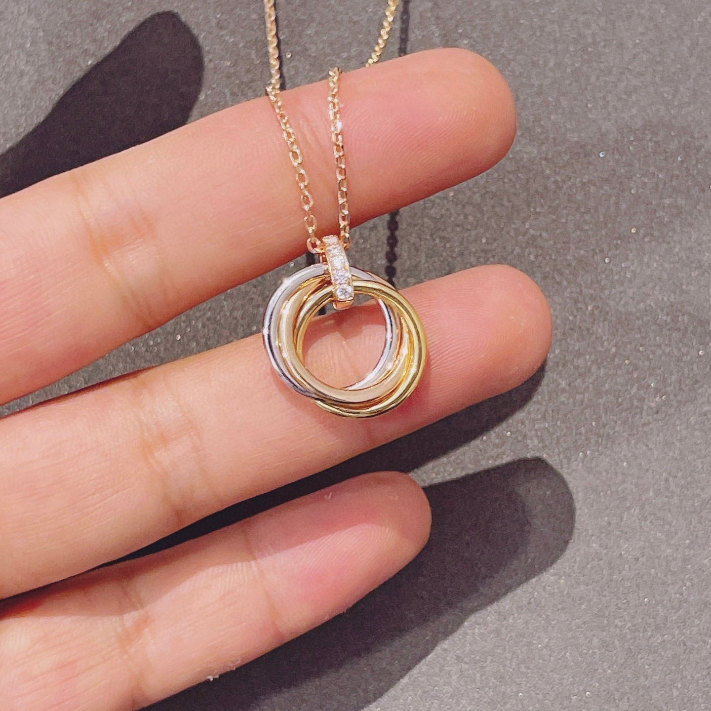 [Imperial] TRINITY NECKLACE GOLD  DIAMONDS
