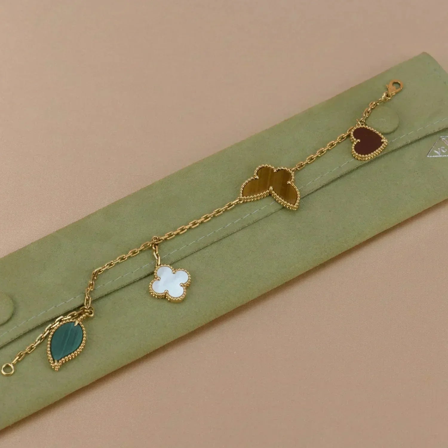 [Imperial] LUCKY SPRING 5 MOTIF GOLD BRACELET