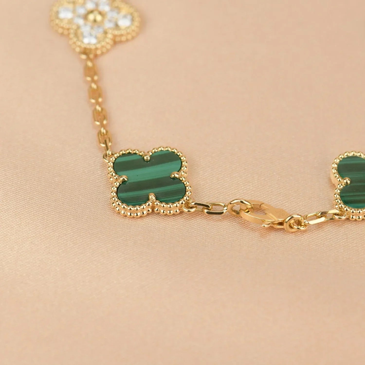 [Imperial]New  CLOVER 5 MOTIF MALACHITE BRACELET COLLECTION