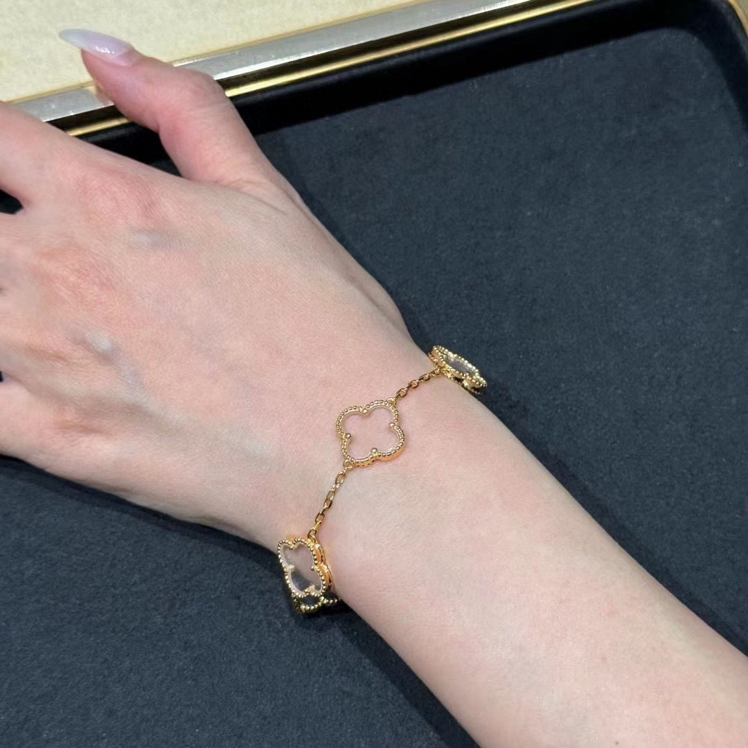 [Imperial]New CLOVER 5 MOTIF ROCK CRYSTAL BRACELET