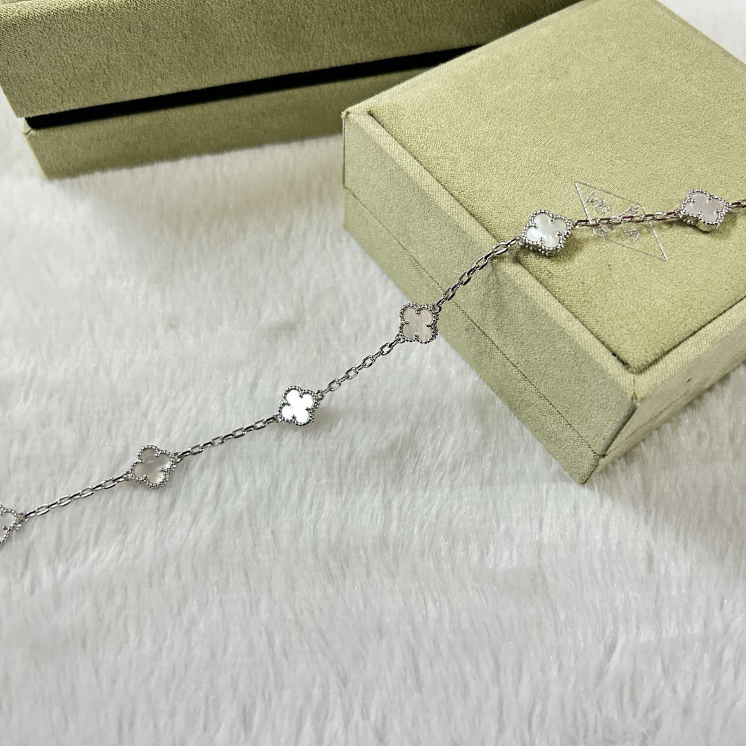 [Imperial]CLOVER 6 MOTIF WHITE MOP BRACELET