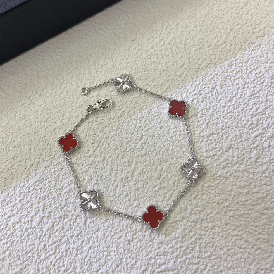 [Imperial]CLOVER 6 MOTIF RED AGATE LASER BRACELET