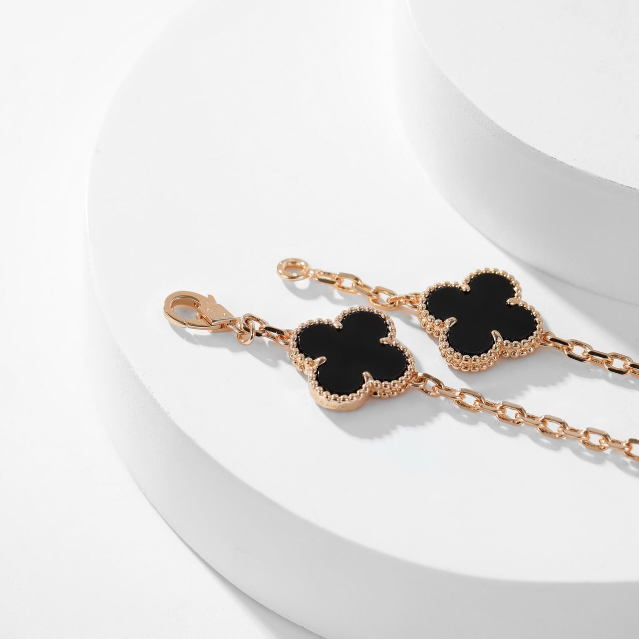 [Imperial] CLOVER 10 MOTIFS ONYX NECKLACE