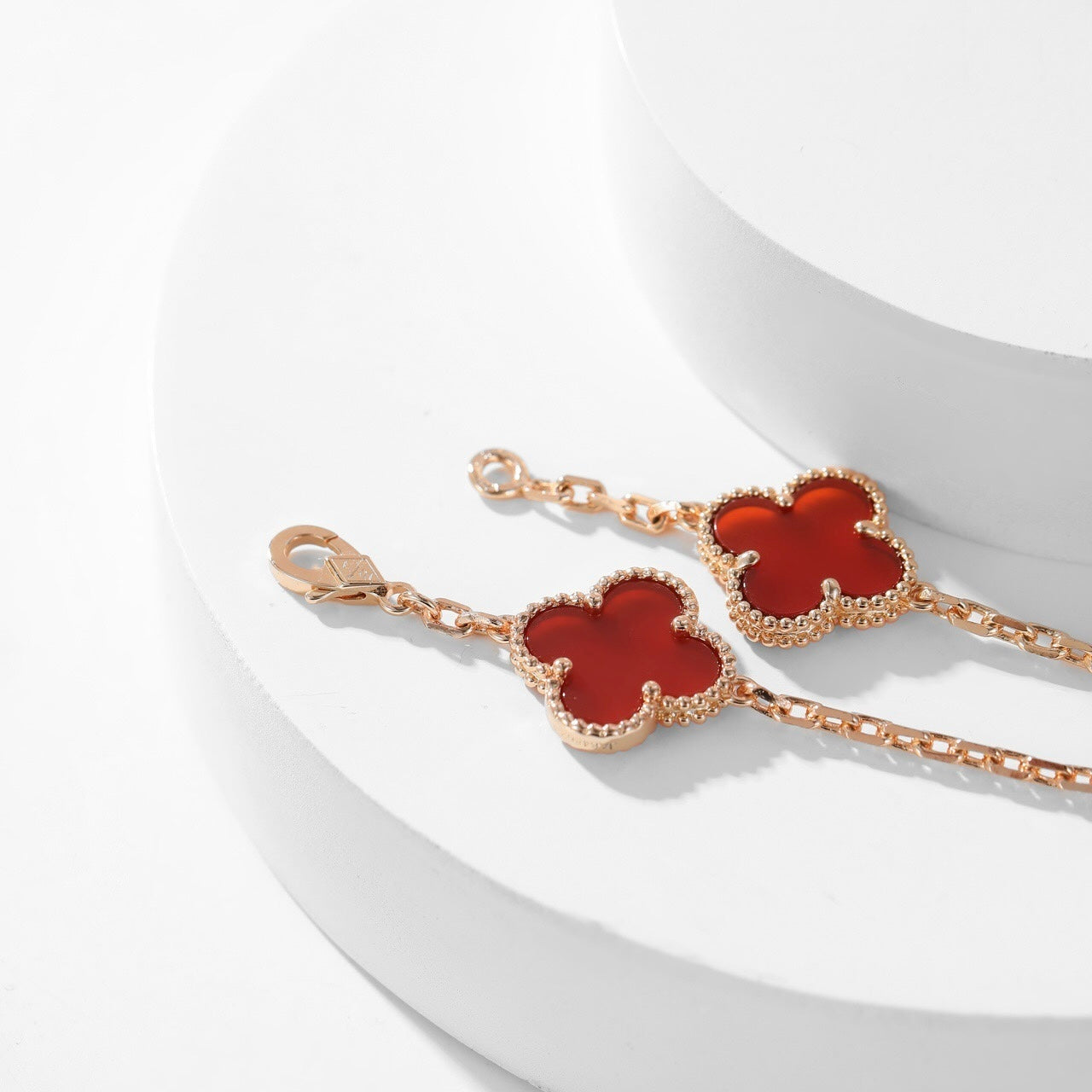 [Imperial] CLOVER 10 MOTIFS CARNELIAN NECKLACE