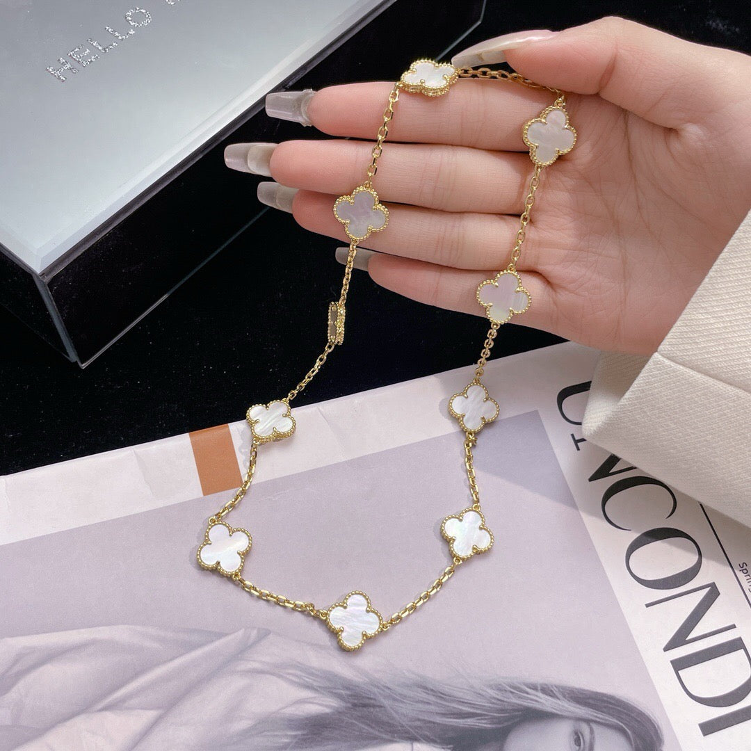 [Imperial] CLOVER 10 MOTIFS WHITE MOTHER OF PEARL NECKLACE