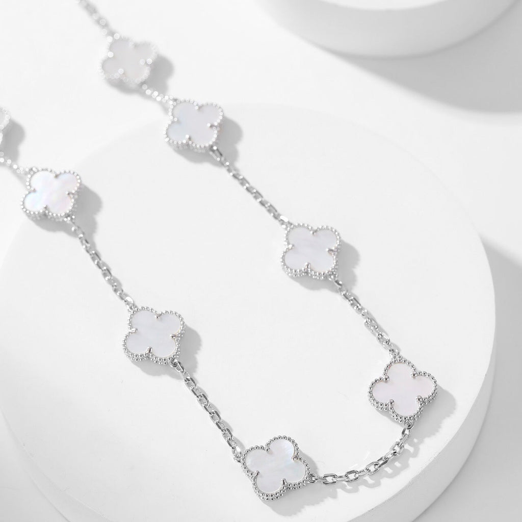 [Imperial] CLOVER 10 MOTIFS WHITE MOTHER OF PEARL NECKLACE