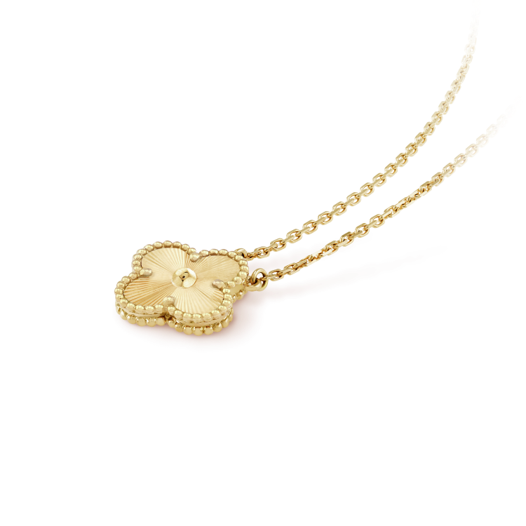 [Imperial] CLOVER 15MM LASER NECKLACE