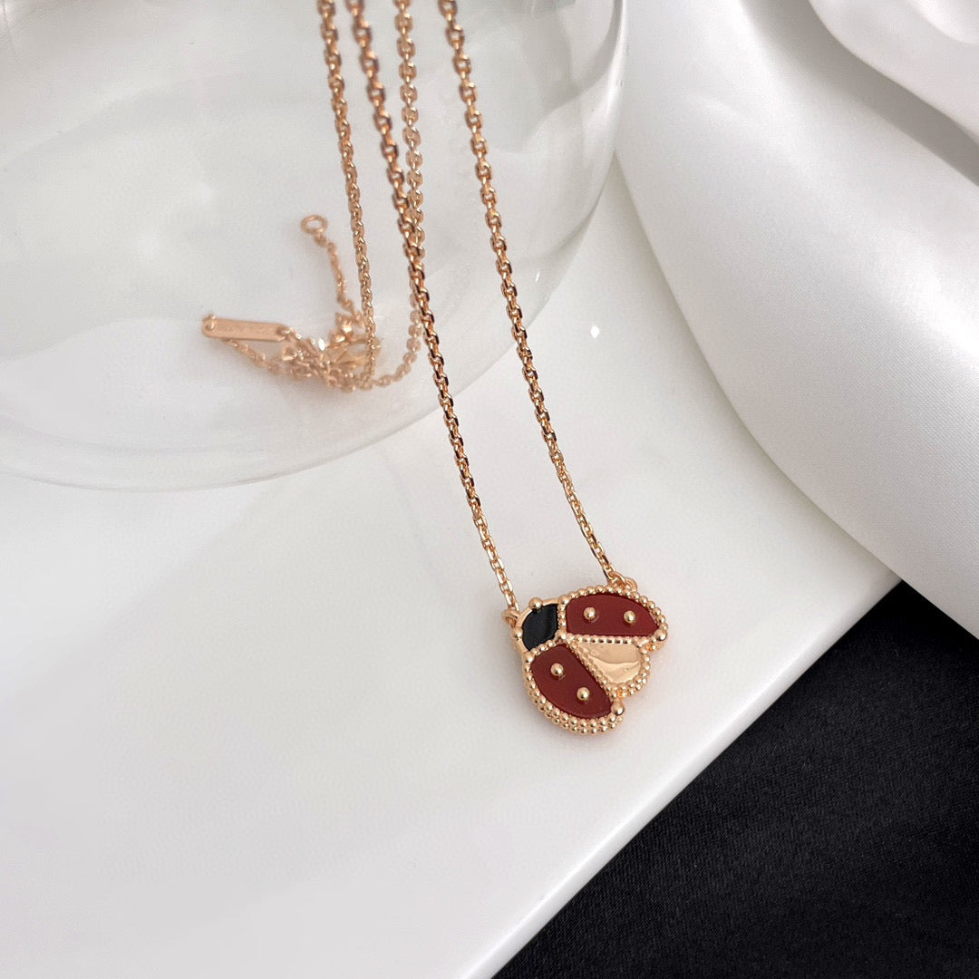 [Imperial] LUCKY  CARNELIANS LADYBUG NECKLACE