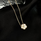 [Imperial] LUCKY  WHITE MOP  PLUM BLOSSOM NECKLACE
