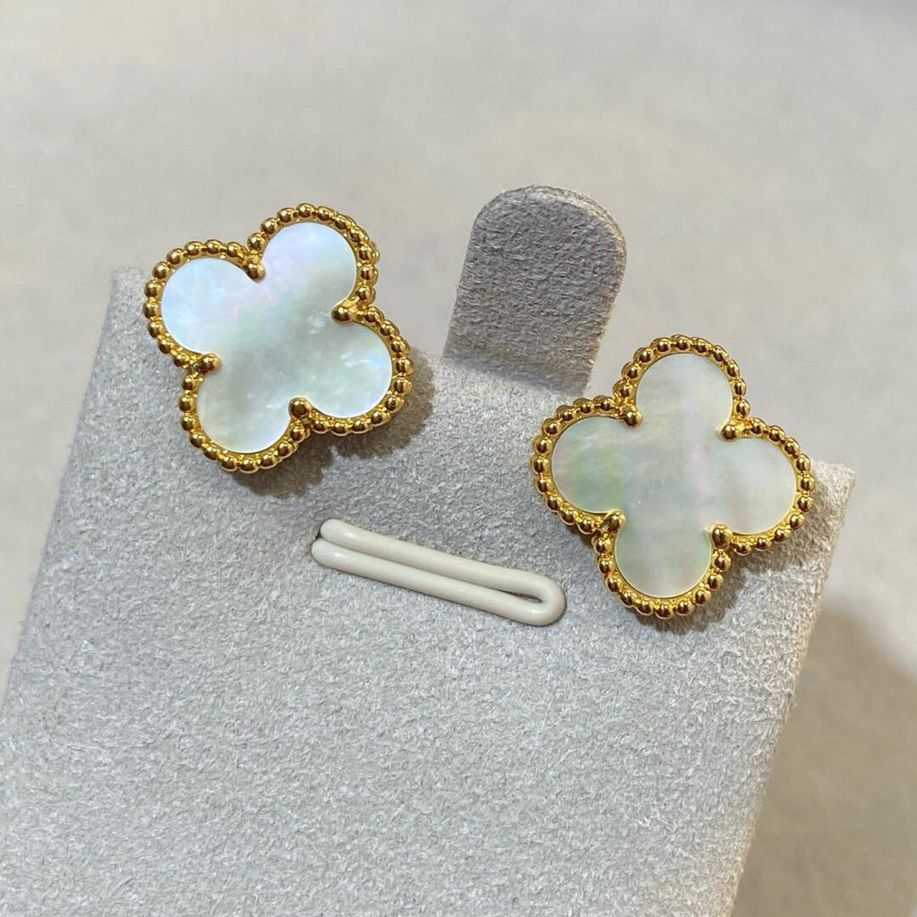 [Imperial] CLOVER LARGE (20mm) 1 MOTIFS WHITE MOP STUD EARRINGS