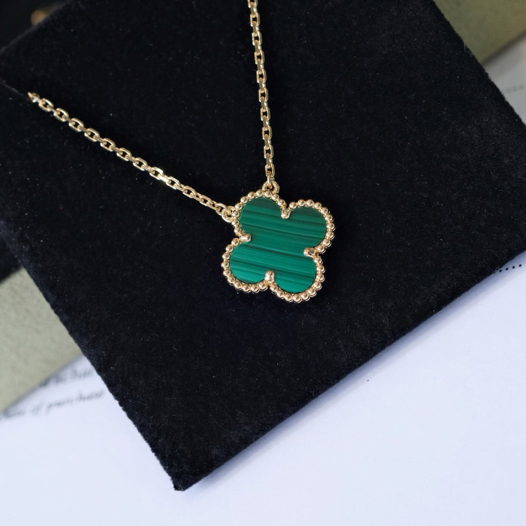 [Imperial] CLOVER 15MM MALACHITE SINGLE FLOWER  NECKLACE