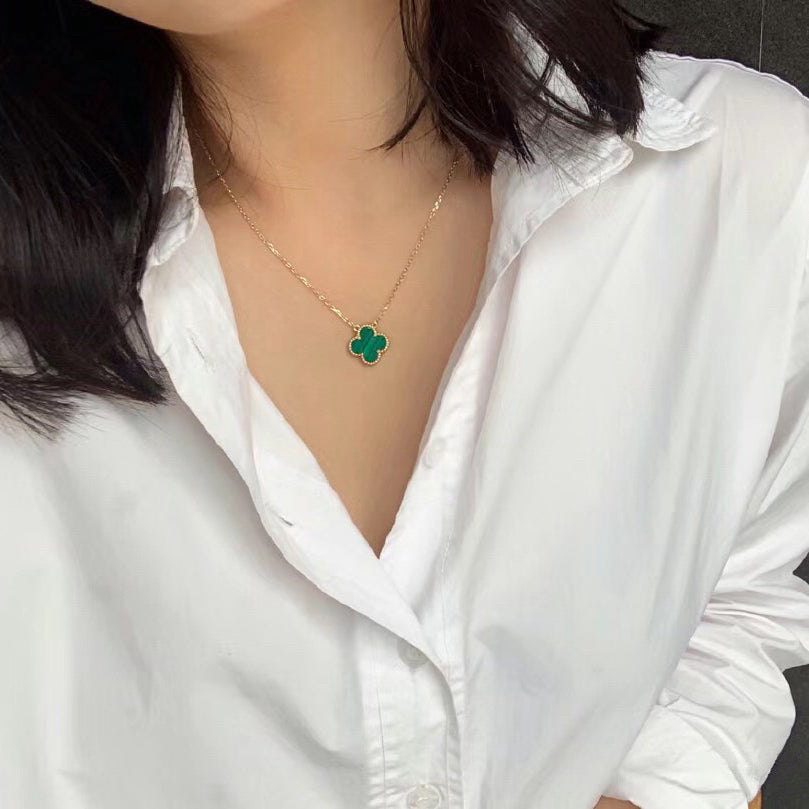 [Imperial] CLOVER 15MM MALACHITE SINGLE FLOWER  NECKLACE