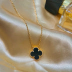 [Imperial] CLOVER 15MM BLACK ONYX SINGLE FLOWER NECKLACE