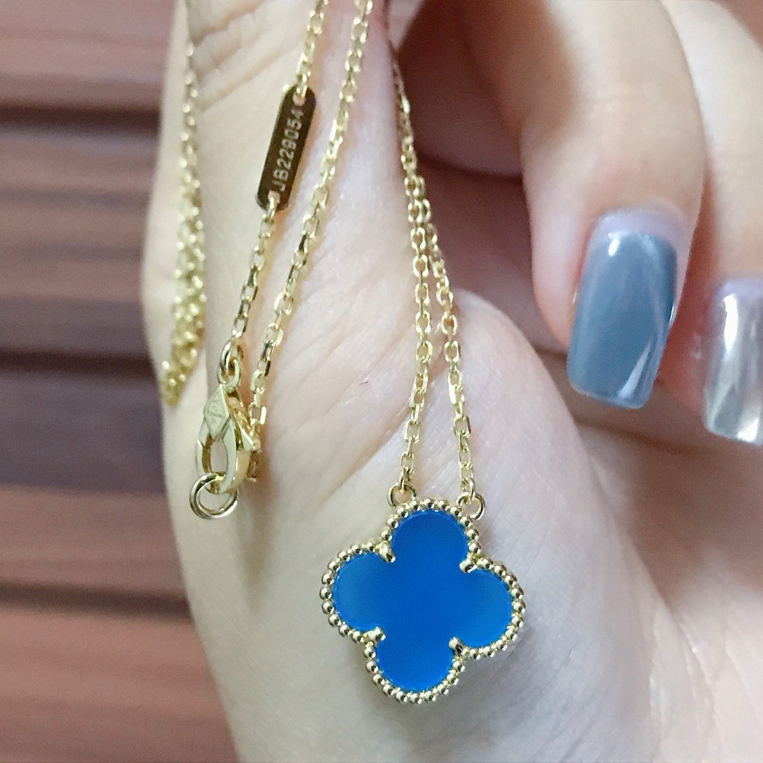 [Imperial] CLOVER 15MM BLUE AGATE NECKLACE