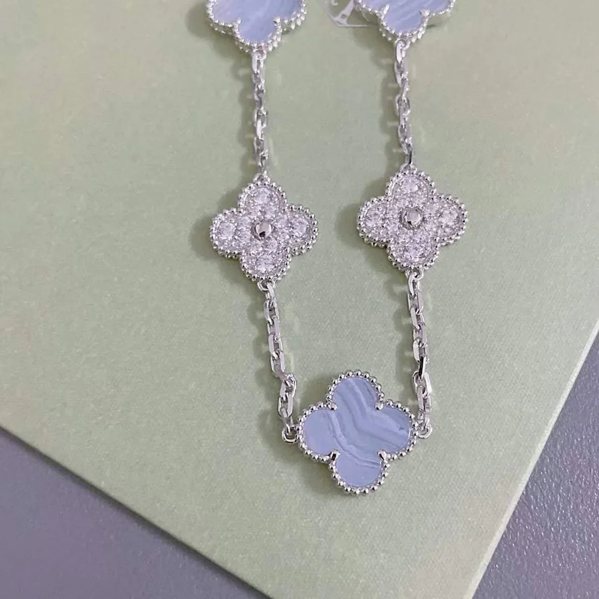 [Imperial]New  CLOVER 5 MOTIF PURPLE CHALCEDONY BRACELET COLLECTION