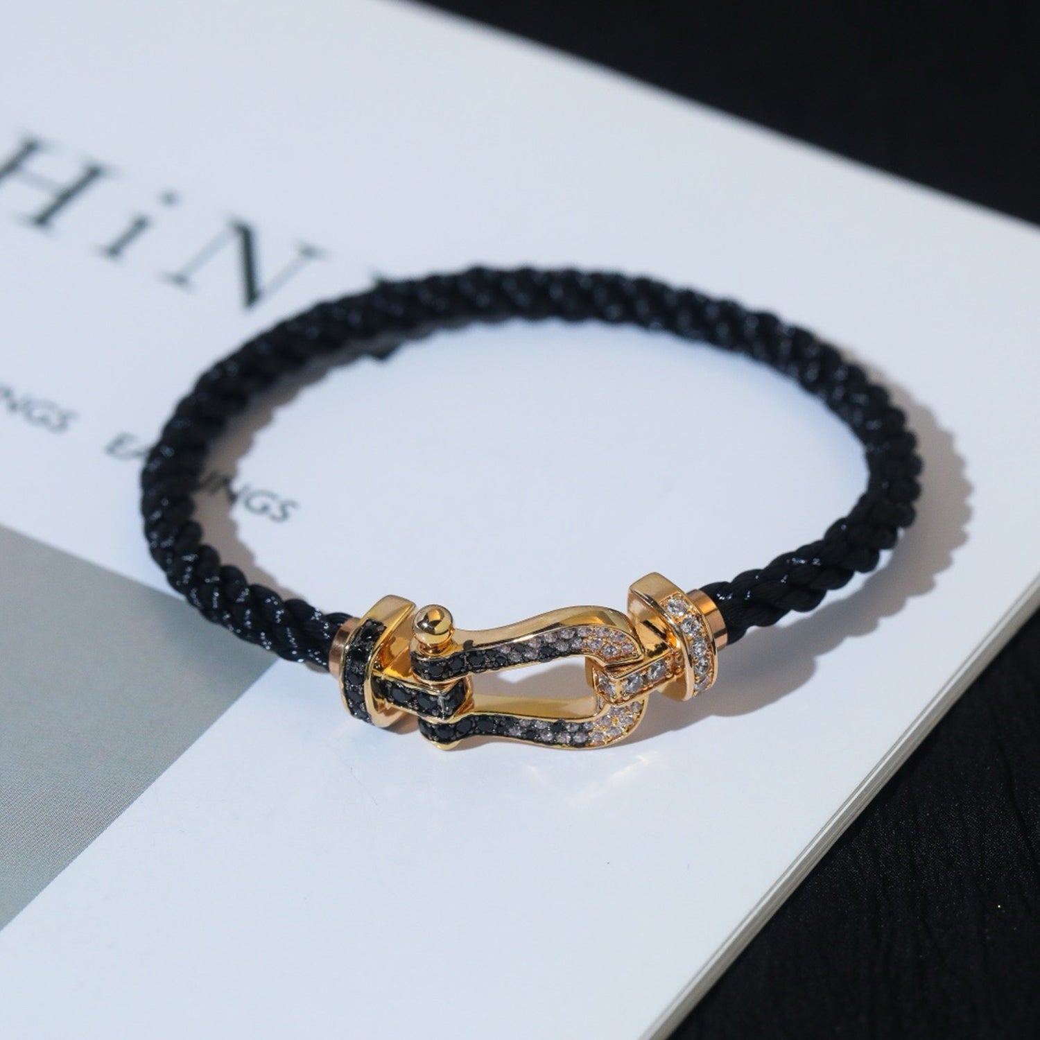 [Imperial] FORCE LARGE HORSESHOE BLACK WHITE DIAMOND BRACELET SILVER